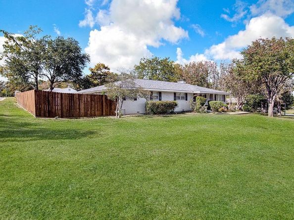 1820  Ridgmar Boulevard , Fort Worth Texas 76116