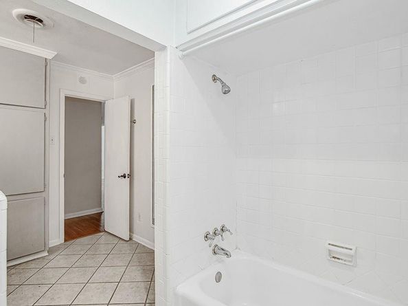 1820  Ridgmar Boulevard , Fort Worth Texas 76116