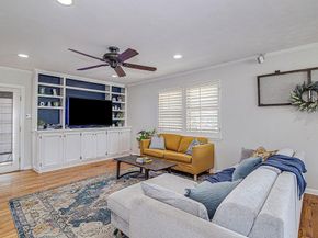1820  Ridgmar Boulevard , Fort Worth Texas 76116