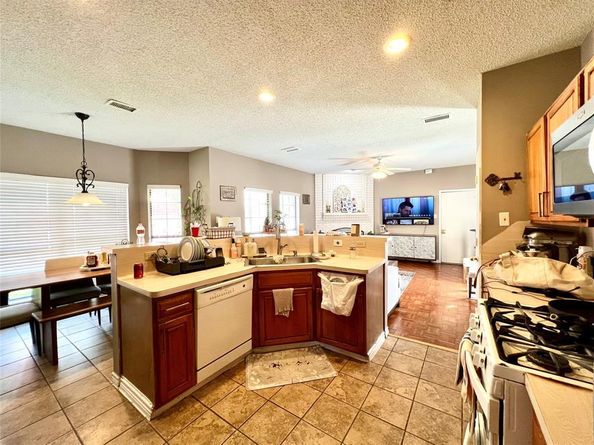 7013  Tremont Lane , Rowlett Texas 75089
