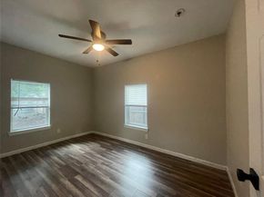 3524  Ave Avenue  N, Fort Worth Texas 76105