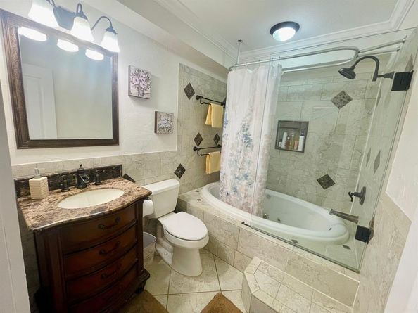 2605  Twinpost Court , Irving Texas 75062