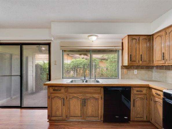 2314  Richland Drive , Garland Texas 75044