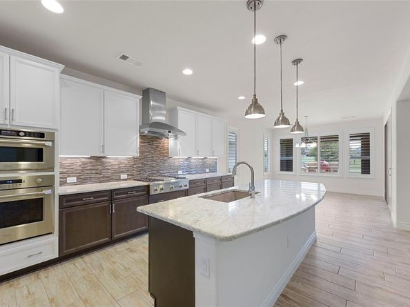 9921  Flint Way , Denton Texas 76207