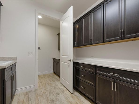 9921  Flint Way , Denton Texas 76207