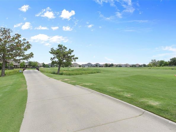 9921  Flint Way , Denton Texas 76207