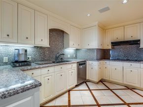 5200  Keller Springs Road  1424 & 1426, Dallas Texas 75248