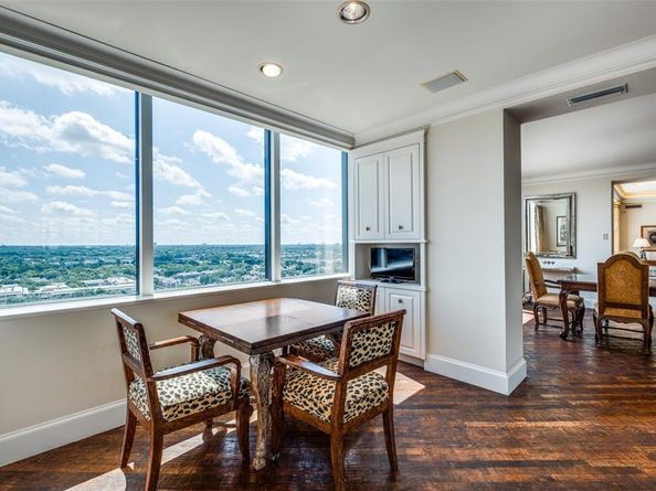 5200  Keller Springs Road  1424 & 1426, Dallas Texas 75248