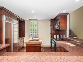 3601  Brown Street , Dallas Texas 75219