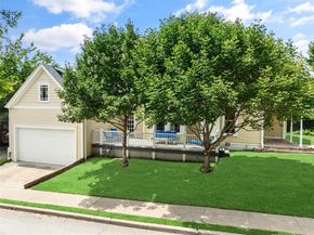 3601  Brown Street , Dallas Texas 75219