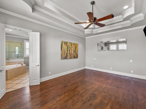 6412  Preferred Drive , Fort Worth Texas 76179