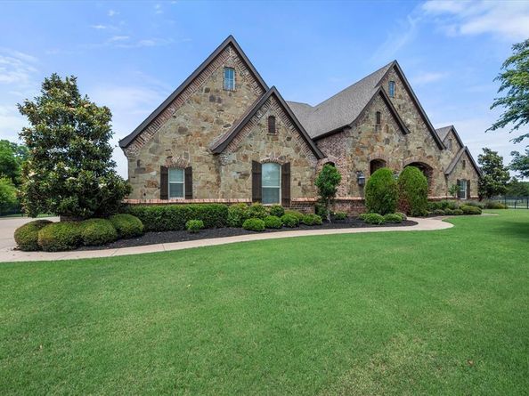 6412  Preferred Drive , Fort Worth Texas 76179