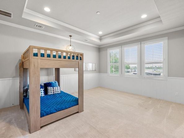 6412  Preferred Drive , Fort Worth Texas 76179