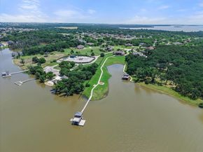 6412  Preferred Drive , Fort Worth Texas 76179