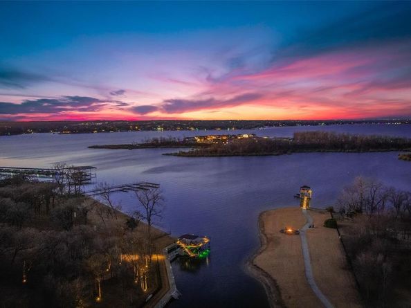 6412  Preferred Drive , Fort Worth Texas 76179