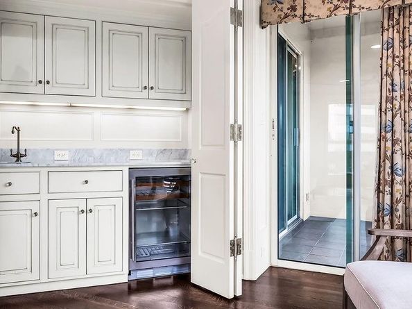 3401  Lee Parkway  505, Dallas Texas 75219