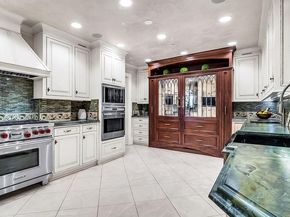 3401  Lee Parkway  505, Dallas Texas 75219