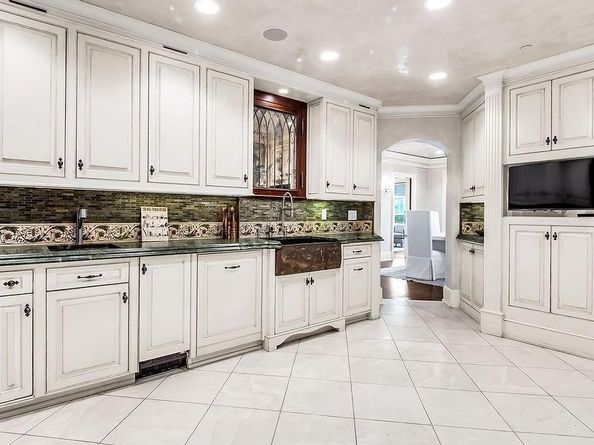3401  Lee Parkway  505, Dallas Texas 75219