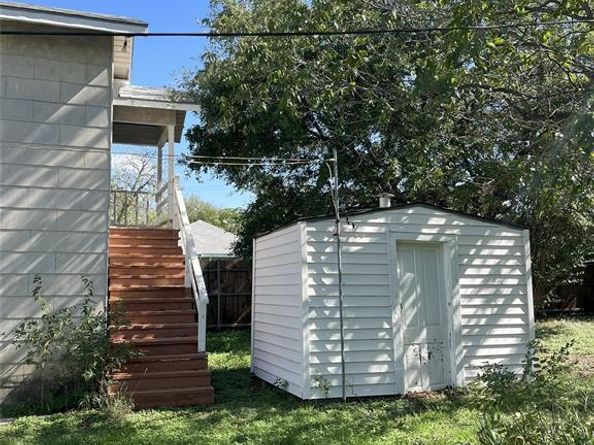 8203  Delmar Street , White Settlement Texas 76108