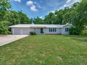 633  Woodland Street , Denton Texas 76209