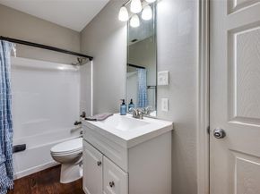 633  Woodland Street , Denton Texas 76209