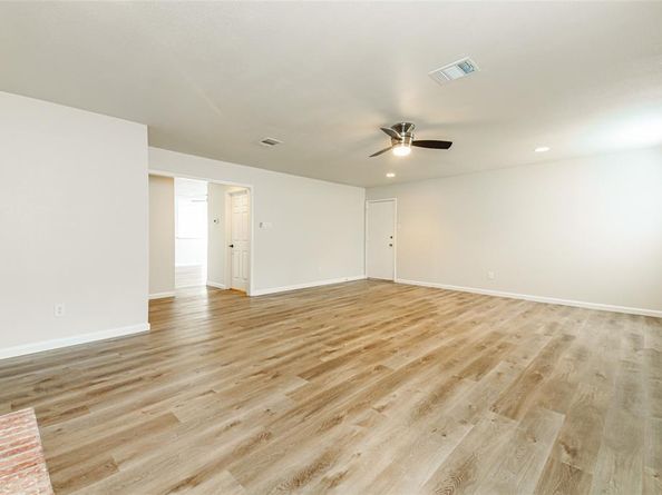 813  Ridgemont Drive , Allen Texas 75002