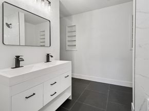 1105 N Sylvania Avenue , Fort Worth Texas 76111