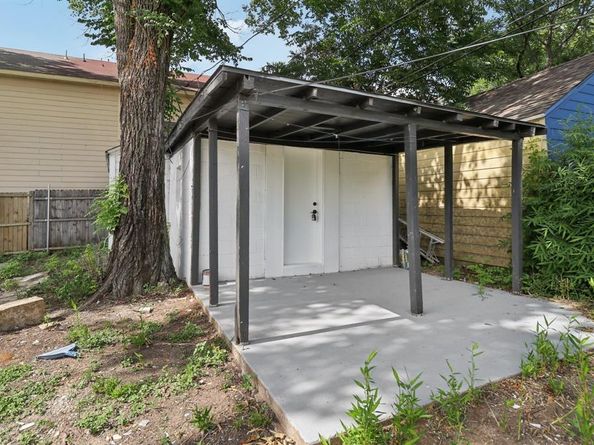 1105 N Sylvania Avenue , Fort Worth Texas 76111