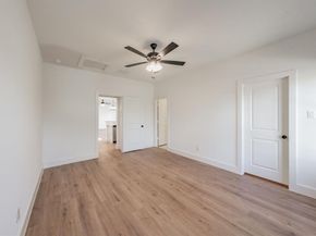 1224  Elva Warren Street , Fort Worth Texas 76115