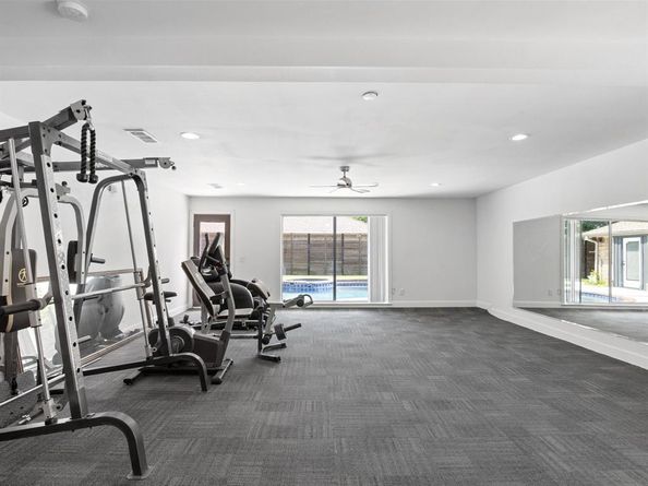 10315  Cimmaron Trail , Dallas Texas 75243