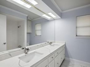 10315  Cimmaron Trail , Dallas Texas 75243