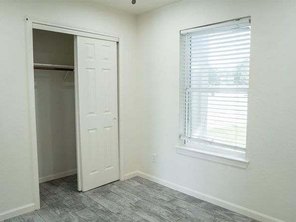 624  Mission Hills Drive , Arlington Texas 76018