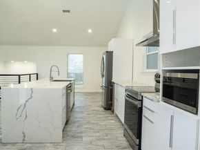 624  Mission Hills Drive , Arlington Texas 76018