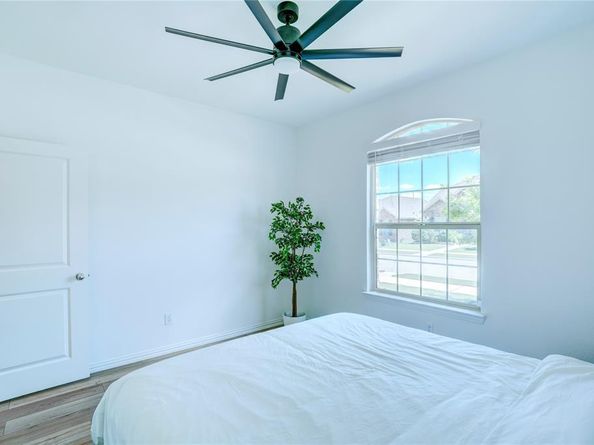1113  Milfoil Drive , Justin Texas 76247