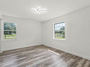 3423 W Clarendon Drive , Dallas Texas 75211