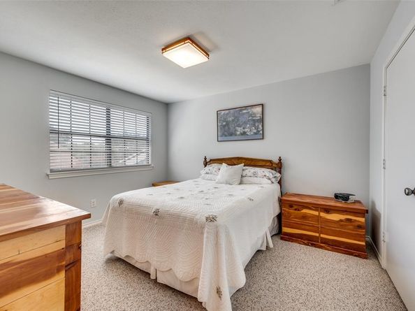 1113  Derbyshire Lane , Carrollton Texas 75007