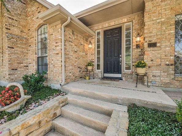1113  Derbyshire Lane , Carrollton Texas 75007