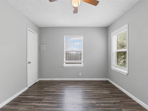 4867  Lawther Drive , River Oaks Texas 76114