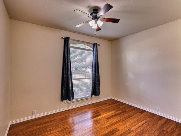 2816 S Serrano  , Grand Prairie Texas 75054