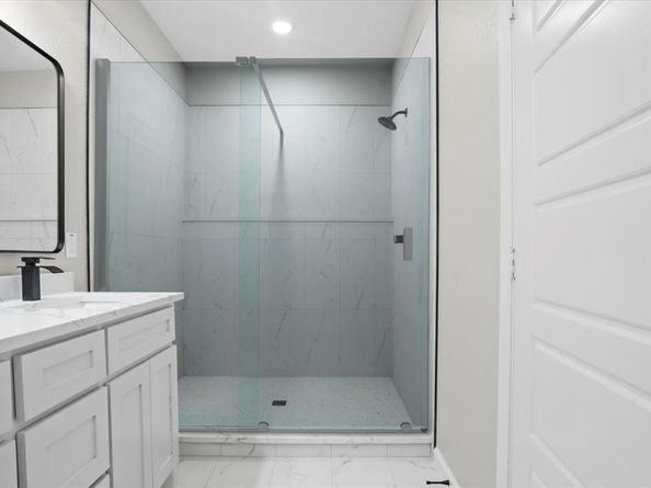 2301  Donnyville  , Fort Worth Texas 76119