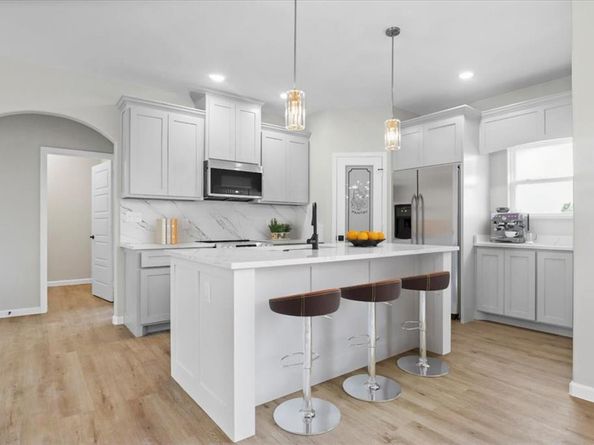 2301  Donnyville  , Fort Worth Texas 76119