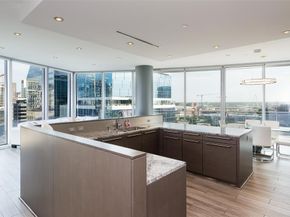 2900  McKinnon Street  1001, Dallas Texas 75201