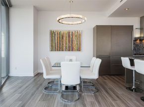 2900  McKinnon Street  1001, Dallas Texas 75201