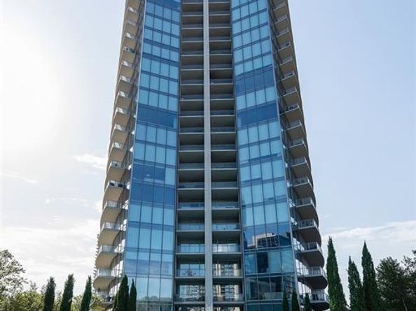 2900  McKinnon Street  1001, Dallas Texas 75201