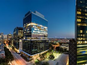 2900  McKinnon Street  1001, Dallas Texas 75201