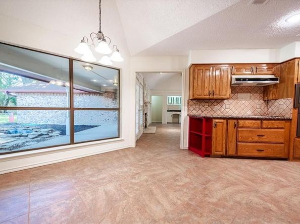 1115  Shady Oak Trail , Mansfield Texas 76063