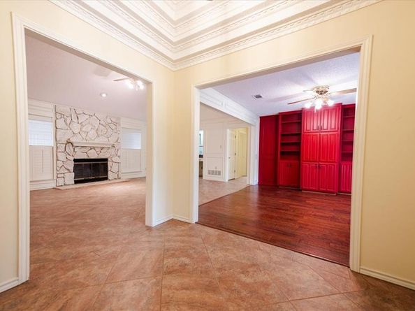 1115  Shady Oak Trail , Mansfield Texas 76063