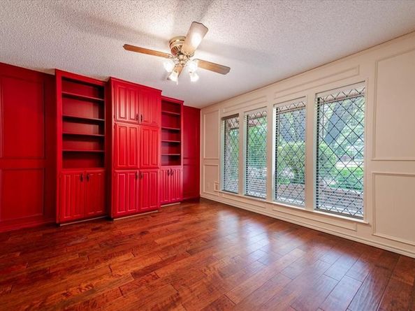 1115  Shady Oak Trail , Mansfield Texas 76063