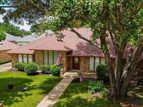 1115  Shady Oak Trail , Mansfield Texas 76063