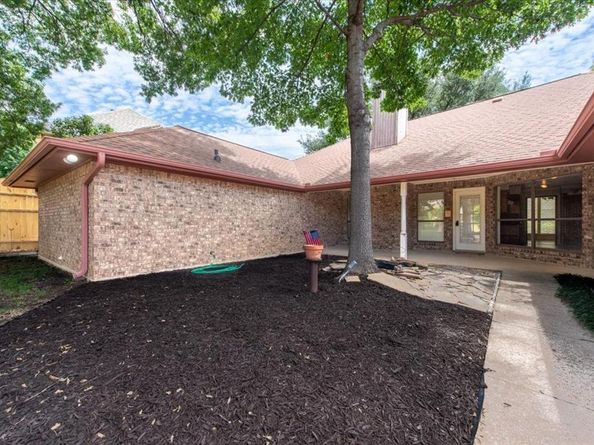 1115  Shady Oak Trail , Mansfield Texas 76063